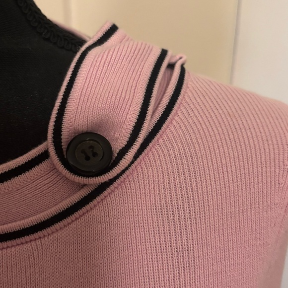 Vintage Y2K Sandra King Pink Knit Top w Black Button Details - Size Small - Picture 5 of 9